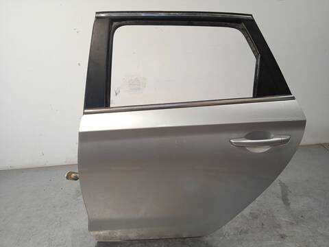 Puerta Trasera Izquierda Hyundai i30 1.6 CRDI 110CV 81KW