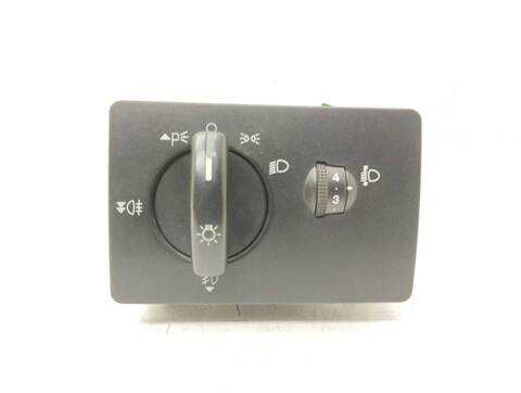 Mando Luces Ford Focus AMBIENTE D) BERLINA 90CV 66KW