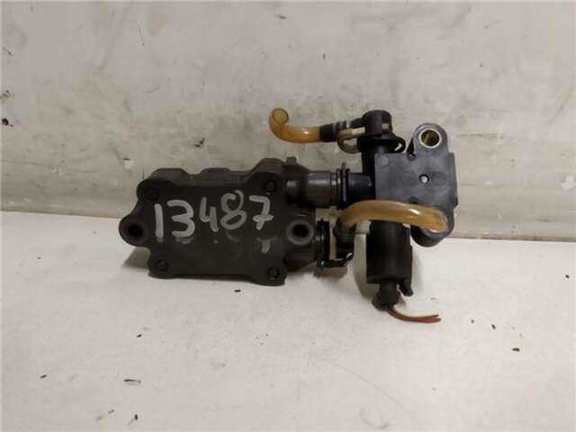 Foto 2ª: Bomba Combustible Mercedes Clase A 140 1.7 170 CDI (168.008) [1.7 LTR. - 66 KW CDI DIESEL CAT] [OM 668.940]