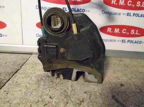 Foto 3ª: Cerradura Puerta Trasera Derecha Toyota Rav4 2.2 TD CAT 136CV 100KW [2AD] (2007)