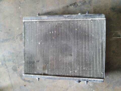 Foto 2ª: Radiador Motor Citroen Xsara 1.6 HDI 90 EXCLUSIVE PICASSO 90CV 66KW [9HX] (2009)