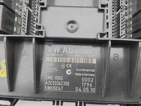 Foto 2ª: Centralita Motor ECU Volkswagen Polo ADVANCE 85CV 63KW [CGGB] (2010)