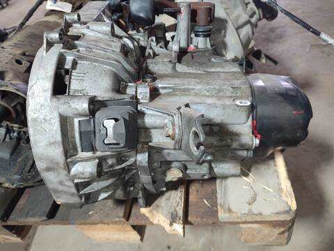 Foto 3ª: Caja Cambios Dacia Sandero VERSION INDEFINIDA