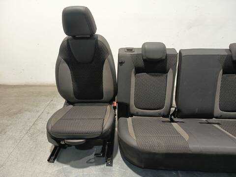 Foto 2ª: Asientos Traseros Opel Crossland 1.2 75) 110CV 81KW [B12XHL] (2017)