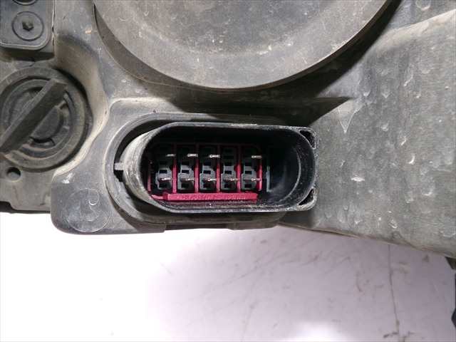 Foto 3ª: Faro Derecho Volkswagen Golf 2.0 TDI MODELO PLUS,2004-2009 [BKD] (2005)