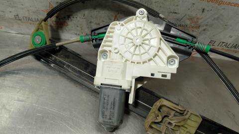 Foto 4ª: Elevalunas Eléctrico Delantero Izquierdo Audi A4 S LINE 143CV 105KW [CAGA] (2010)