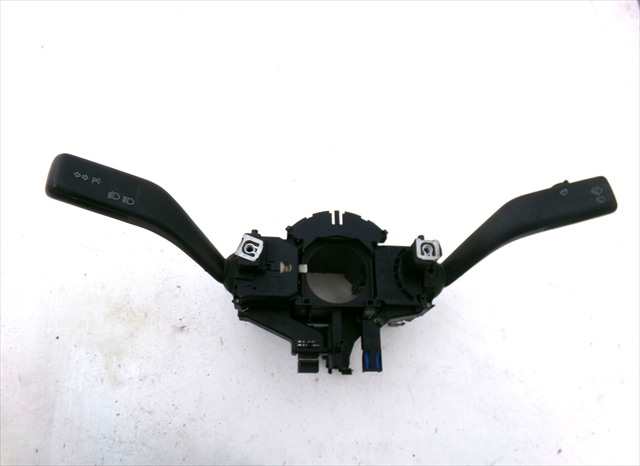 Mando Multifuncion Volkswagen Golf 1.9 TDI SERIE 5,2004-2008