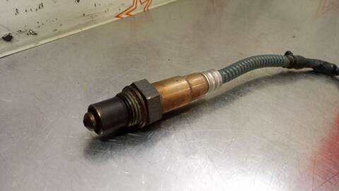 Foto 4ª: Sonda Lambda Volvo V40 R-DESIGN MOMENTUM 150CV 110KW [D5204T6] (2013)