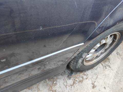 Foto 2ª: Puerta Trasera Izquierda Bmw Serie 5 518 256D1 BERLINA (2002)