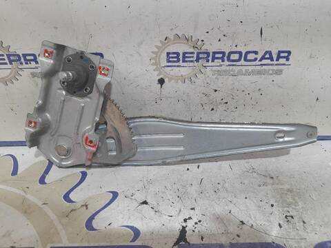 Foto 3ª: Elevalunas Manual Trasero Izquierdo Toyota Corolla VERSION INDEFINIDA (2006)