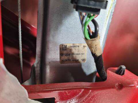 Elevalunas Manual Trasero Derecho Opel Astra SELECTIVE 110CV 81KW
