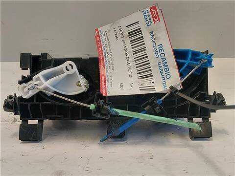 Foto 2ª: Mando Calefacción A. A. Renault Trafic 2.0 L1H1 2 9T 145CV 107KW FURGON [M9R Z7] (2023)