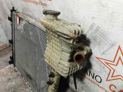 Foto 4ª: Radiador Motor Mercedes Vito 110 D EURO 2 638.174) 98CV 72KW [601970] (2004)