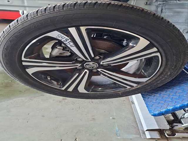 LLanta Chapa Mg ZS 1.5 VTI 106CV 78KW