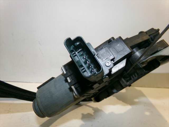 Foto 4ª: Elevalunas Eléctrico Delantero Izquierdo Renault Megane 1.5 DCI SPORT TOURER, 2019- [K9KU8] (2021)