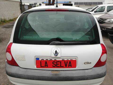 Portón Renault Clio D7F720