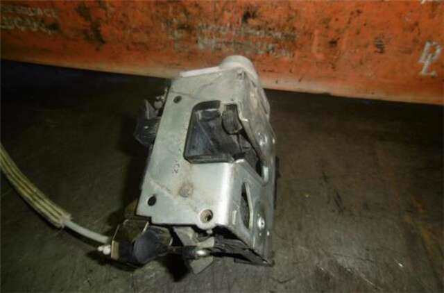 Foto 3ª: Cerradura Puerta Delantera Derecha Audi A4 1.9 TDI [1.9 LTR. - 81 KW TDI] [AFN]