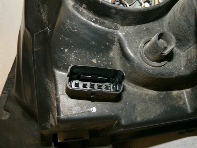 Foto 3ª: Faro Derecho Renault Clio 1.5 DCI 2001-2005 [K9KA7] (2003)