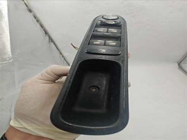 Foto 2ª: Botonera Elevalunas Peugeot 307 2.0 SW PACK [2.0 LTR. - 100 KW 16V HDI FAP] [RHR / DW10BTED4]