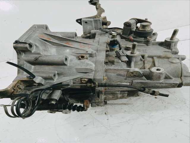 Foto 3ª: Caja Cambios Mazda 6 2.0 DIESEL CAT BERLINA 136CV 100KW [RF5C] (2003)