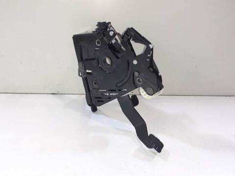 Freno de Mano Mercedes Clase V 200 CDI 250 BT 4MATIC 447.813) 190CV 140KW 447)