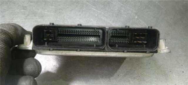 Foto 3ª: Centralita Motor ECU Volkswagen Transporter 2.5 TDI [AJT]
