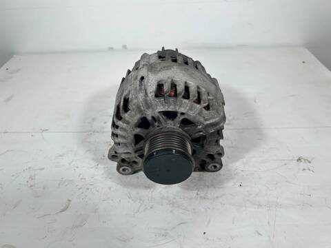 Foto 1ª: Alternador Audi A3 8P 1 6 TDI 105 CV 77KW [CAY CAYC] (2011)