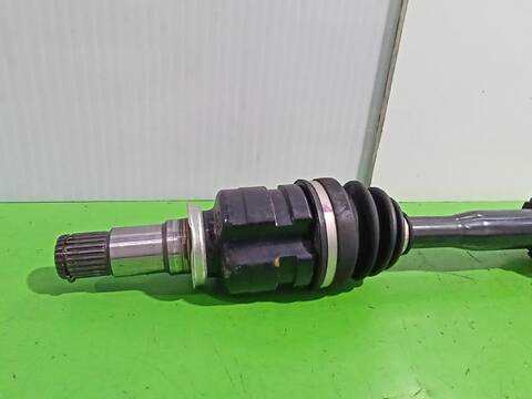 Foto 3ª: Transmision Delantera Derecha Toyota Auris HYBRID FEEL EDITION 136CV (2013)