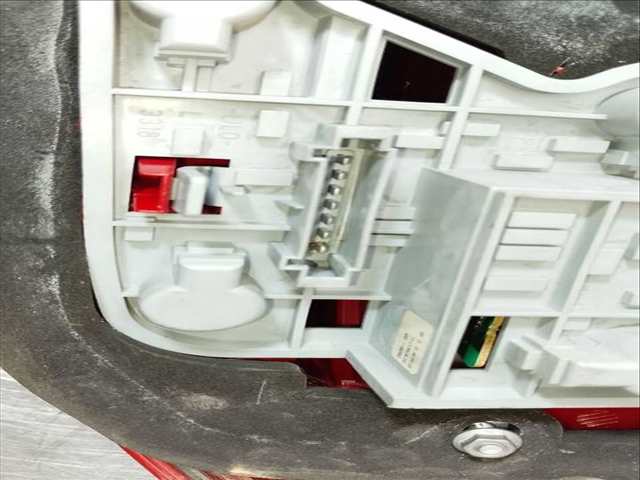 Foto 3ª: Piloto Trasero Izquierdo Mercedes Clase C 160 C 220 CDI 204.008) BERLINA 170CV 125KW [OM646811] (2008)