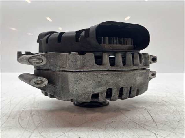 Foto 2ª: Alternador Bmw Serie 7 720 449 CV 330KW [N63B44C N63] (2017)