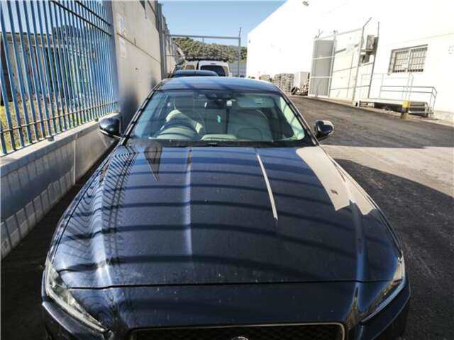 Capot Jaguar XE 2.0 PORTFOLIO [2.0 LTR. - 132 KW DIESEL CAT]