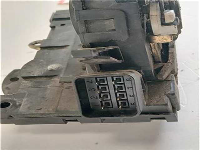 Foto 3ª: Cerradura Puerta Delantera Derecha Ford Focus 1.8 TDCI 115CV 85KW [F9DA] (2004)