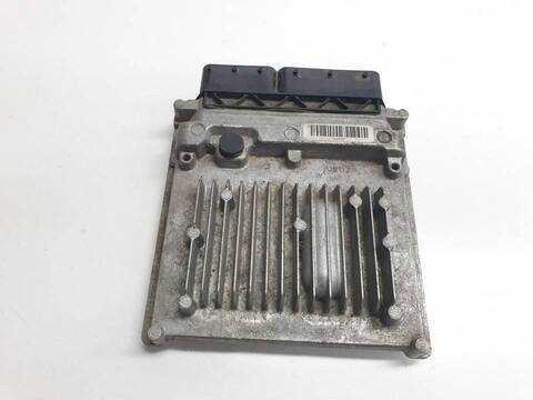 Foto 2ª: Centralita Motor ECU Mercedes Sprinter 511-514-516 CDI RWD L2 907.153)
