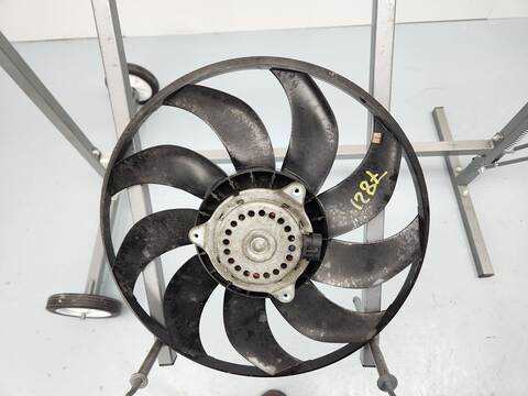 Foto 2ª: Electroventilador Citroen Jumper 33 L2H2 BLUEHDI 130 131CV 96KW [AH03] (2018)