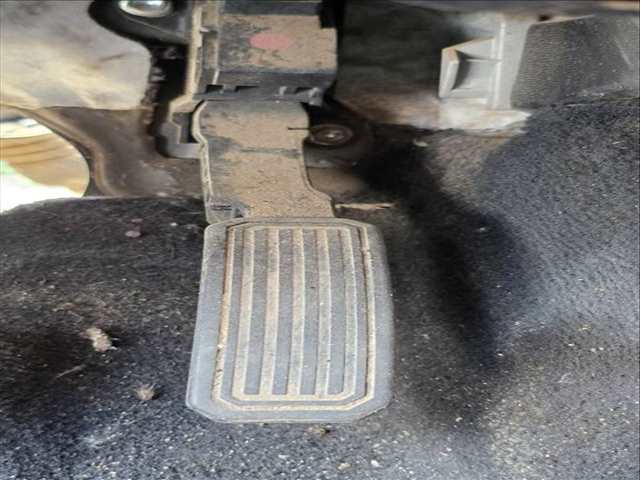 Pedal Acelerador Toyota Avensis ADVANCE 126CV 93KW