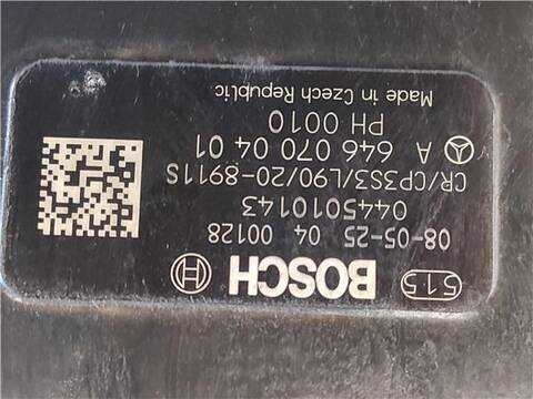 Foto 3ª: Bomba Inyeccion Mercedes Vito 109 CDI 95CV 70KW FURGON [OM 646.981] (2008)