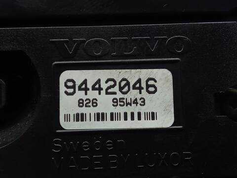 Foto 3ª: Cuadro de Instrumentos Volvo 850 2.4 144CV 106KW [B5252S] (1995)