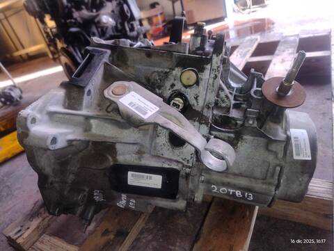 Foto 2ª: Caja Cambios Peugeot Partner D9B (1996)