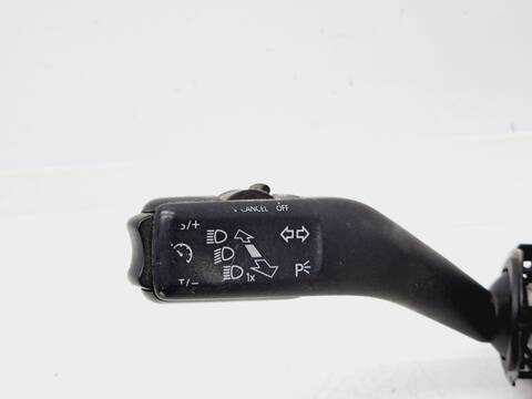 Foto 4ª: Mando Luces Volkswagen Touran 110CV 81KW [CFH] (2015)