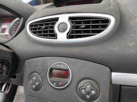 Mando Climatizador Renault Clio K4M800