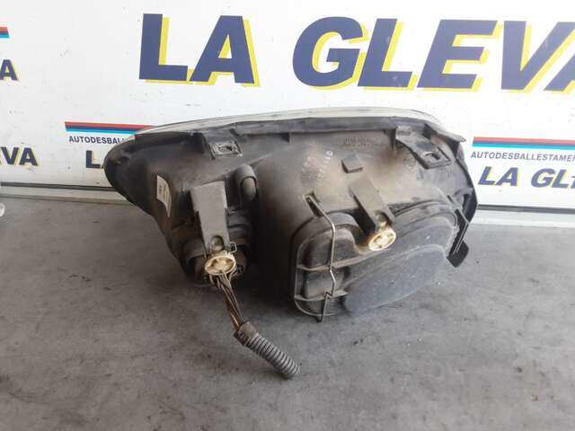 Foto 2ª: Faro Derecho Volkswagen Golf 1.9 TDI 90CV [AGR] (1999)