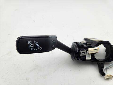 Foto 2ª: Mando Multifuncion Volkswagen Touran LIFE 149CV 110KW [DXPA] (2024)