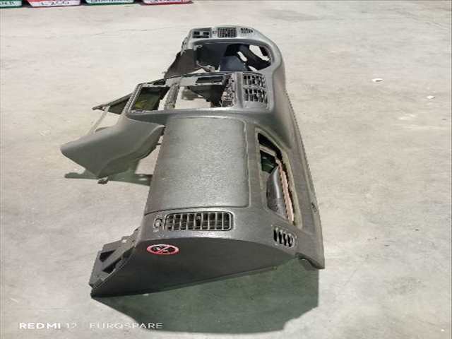 Foto 3ª: Salpicadero Nissan Patrol 2.8 TD [RD28ETI] (1999)