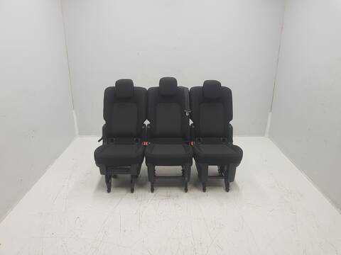 Asiento Trasero Central Ford Transit 320 L1 FWD TREND