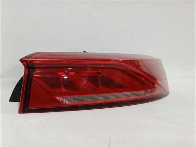 Foto 3ª: Piloto Trasero Derecho Volkswagen T-Roc 1.6 TDI 115CV [DGTE] (2017)