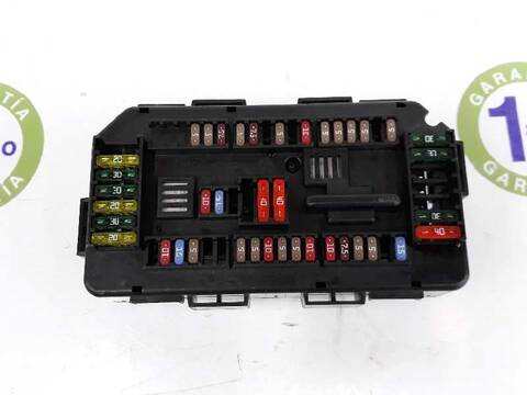 Caja Reles Fusibles Bmw Serie 1 114 2.0 TD 116CV