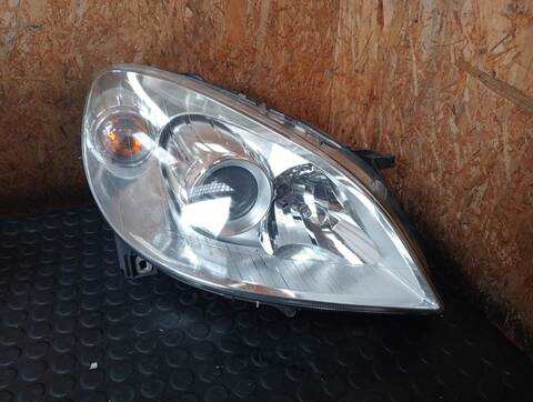 Faro Derecho Mercedes Clase B 150 1.5 CAT 95CV