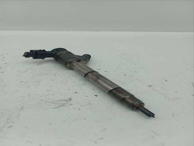 Foto 2ª: Inyectores Kia Carens EMOTION 141CV 104KW [D4FD] (2017)