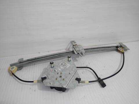 Foto 3ª: Elevalunas Eléctrico Delantero Izquierdo Mercedes Vito 112 CDI 638.094) 122CV 90KW CAJA CERRADA [OM 611] (2002)