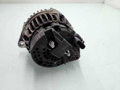 Foto 2ª: Alternador Iveco Eurocargo CHASIS MODELO 80 EL 15) TRAFICO URBANO 150CV 110KW [F4AE0481C] (2003)